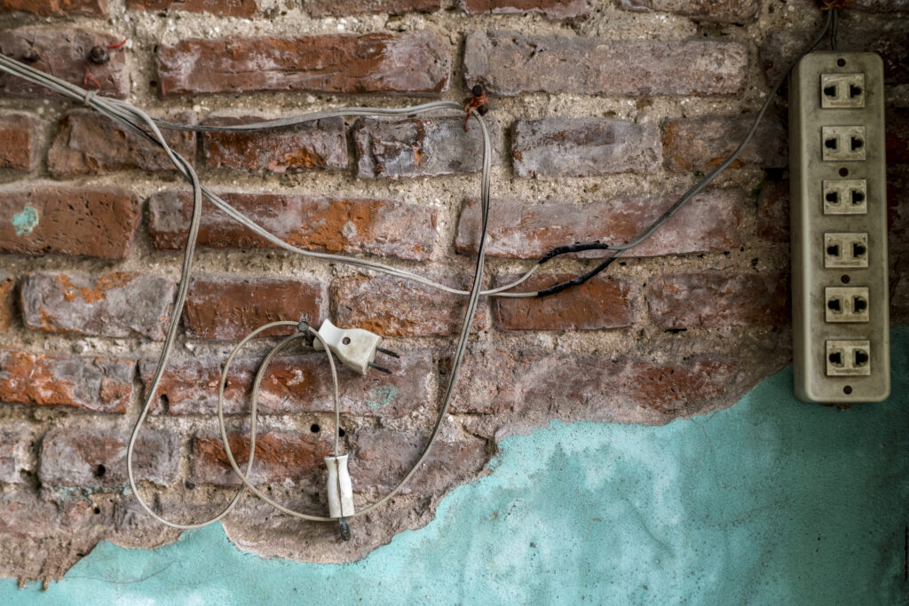 Old electrical wiring - When should you upgrade your electrical service?